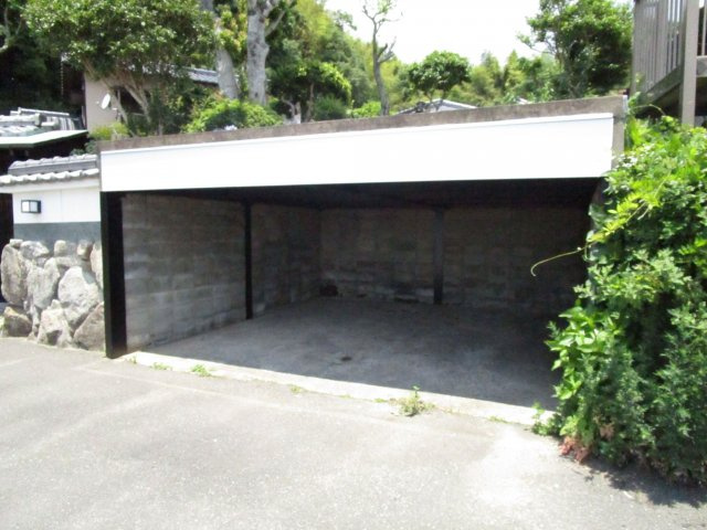太宰府市大字内山　戸建ての駐車場