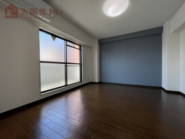 【寝室】 | ビジタル湊町7