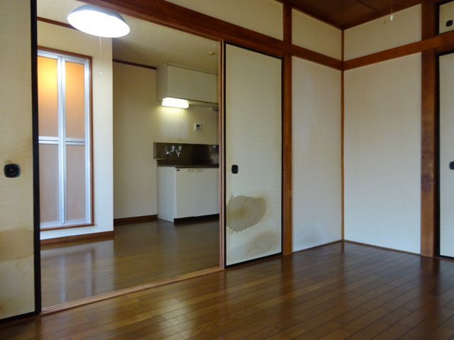 コーポ中村の居間・リビング