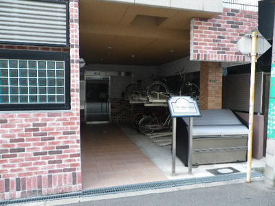 【エントランス】 | ベルメゾン天満