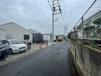 【前面道路含む現地写真】 | 府中市清水が丘2丁目新築戸建て10棟　C号棟 | 前面道路含む現地写真です
