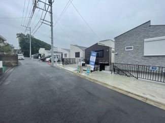 【前面道路含む現地写真】 | 前面道路含む現地写真です