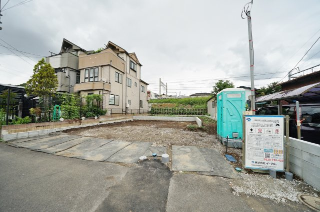 南道路につき陽当り良好♪保土ヶ谷区保土ヶ谷町2丁目　新築戸建ての外観|建物は2021年10月下旬完成予定です