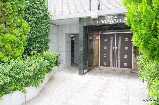 エスリード福島第3　仲介手数料無料のエントランス