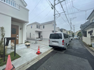 【前面道路含む現地写真】