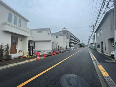 【前面道路含む現地写真】 | 府中市浅間町3丁目新築戸建て10棟　2号棟