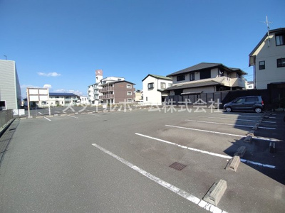 【駐車場】 | シティキャビン | 駐車場があるので、車を買う予定の方も安心です