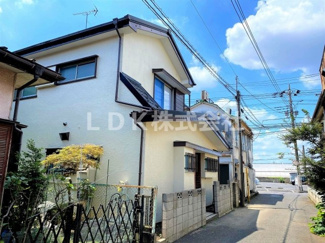 【前面道路含む現地写真】 | 外壁塗装済みです。