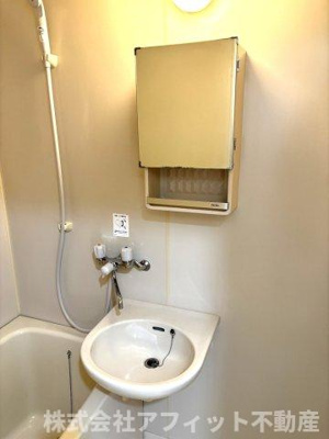 【洗面所】 | リ・フェニックス