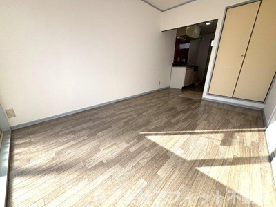 【寝室】 | リ・フェニックス | 洋室6帖