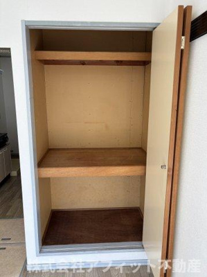 【収納】 | リ・フェニックス | 押入