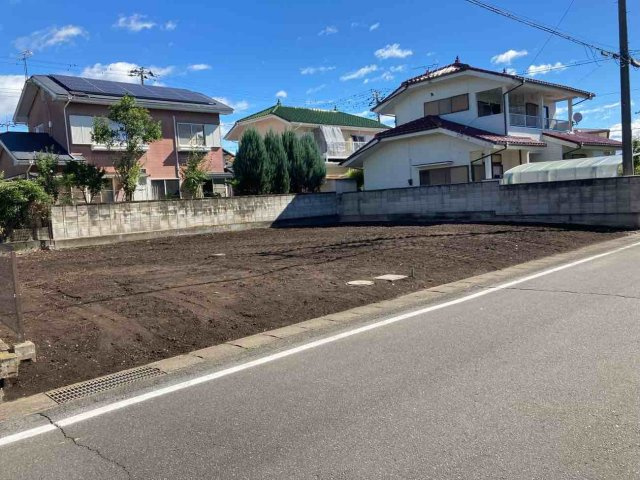 高崎市箕郷町下芝売地の前面道路含む現地写真