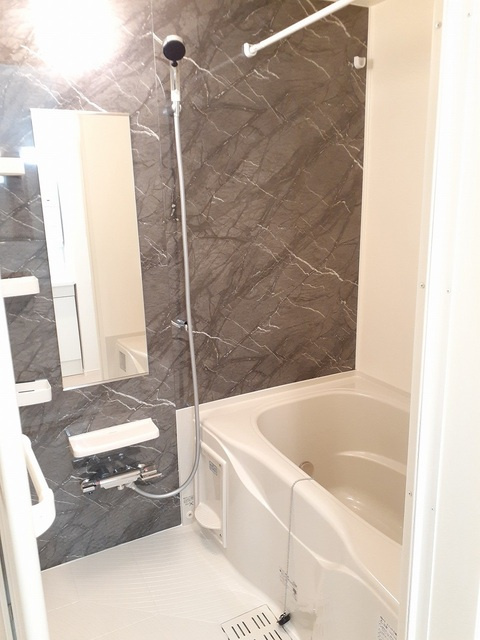 ルミエールの浴室