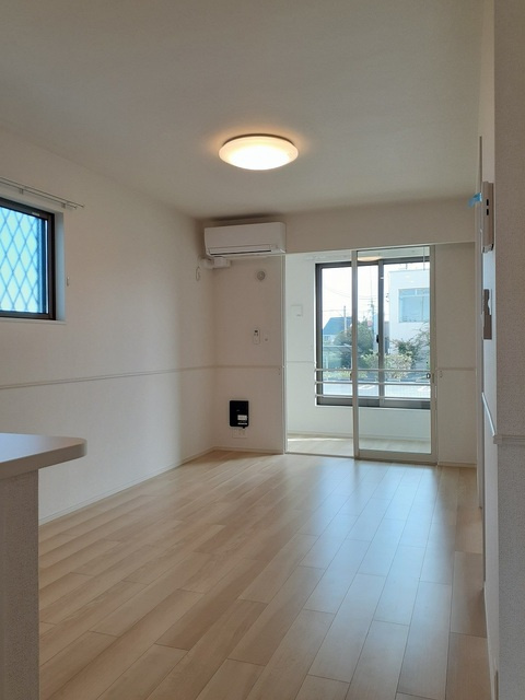 ルミエールの居間・リビング