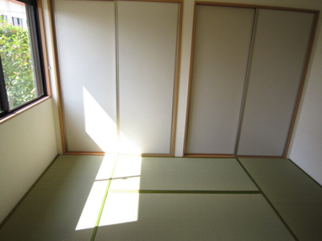 アークフラッツⅡの和室