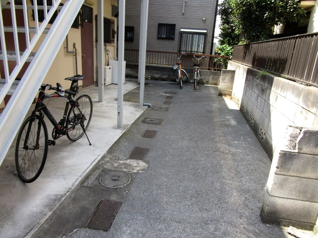 【その他共用部分】 | コーポ榎本 | 駐輪場