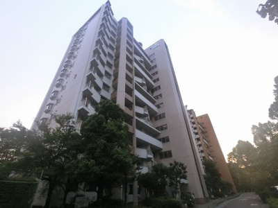 【外観】 | 若葉台団地４－３棟 | 総戸数７８戸、１９８５年８月築、管理人は日勤勤務につき管理体制良好です♪