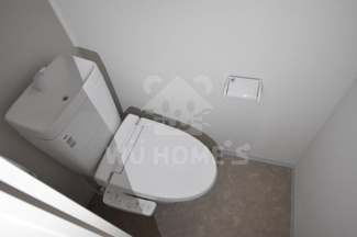 【トイレ】 | TOYOTOMi STAY Premium梅田西Ⅱ | シンプルで使いやすいトイレです
