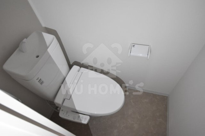 【トイレ】 | TOYOTOMi STAY Premium梅田西Ⅱ | シンプルで使いやすいトイレです