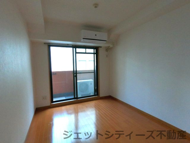 【居間・リビング】 | プレサンス梅田フロンティア