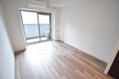 【洋室】 | プレサンス大阪福島シエル | 広々とした洋室です