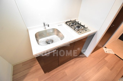 【キッチン】 | プレサンス大阪福島シエル | コンパクトなキッチンで掃除もラクラク