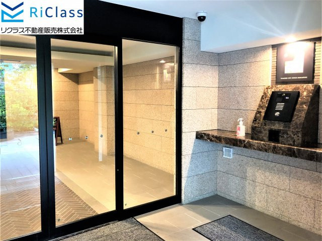 ワコーレシティ兵庫駅前通のエントランス|建物の内部です