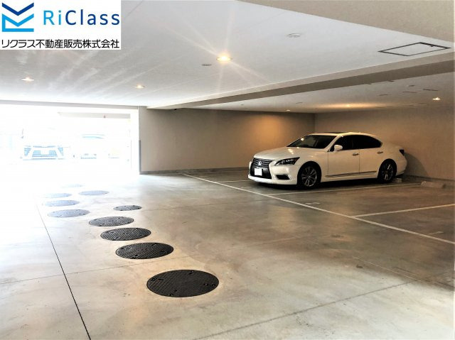 ワコーレシティ兵庫駅前通の駐車場