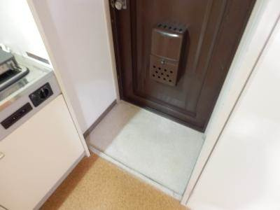 ボックス七条の玄関|玄関