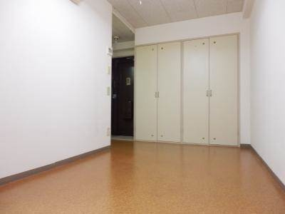 ボックス七条の寝室|洋室