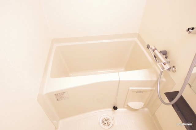 プレサンス谷町九丁目ディセオ 仲介手数料無料の浴室