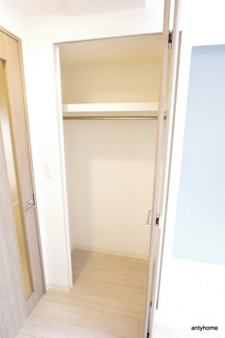プレサンス谷町九丁目ディセオ 仲介手数料無料の収納