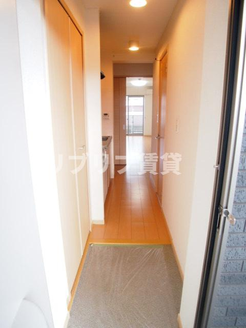 アスティオンの玄関