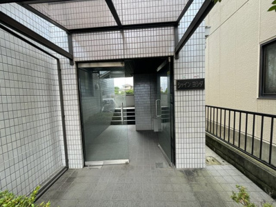【エントランス】 | シャインヨシダ