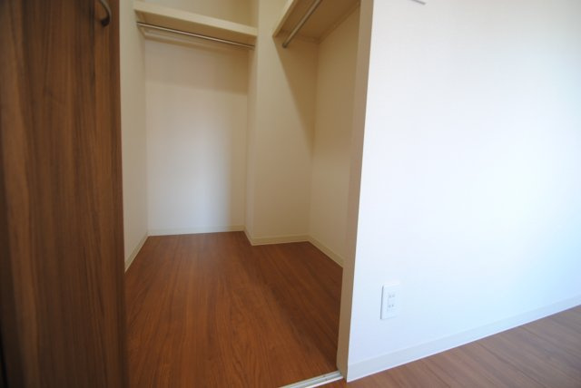 グランシャリオ諏訪野の収納