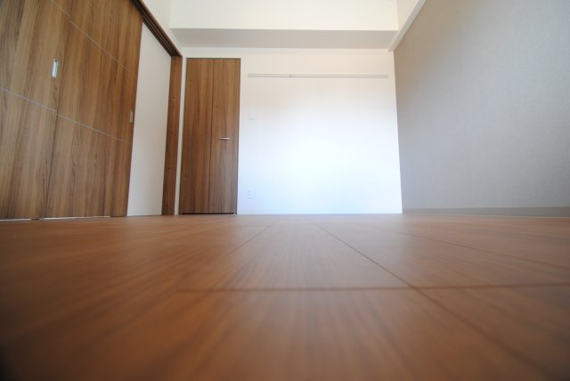 グランシャリオ諏訪野の寝室