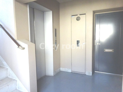 【その他共用部分】 | グランドステージ江坂 | 共有廊下です