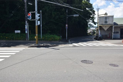 【前面道路含む現地写真】 | 宮里町土地300