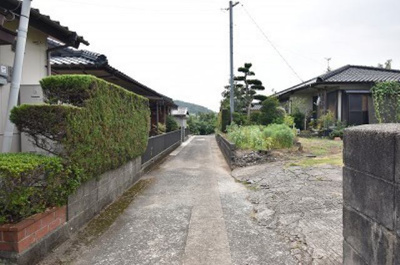 【前面道路含む現地写真】 | 御陵下町前田土地