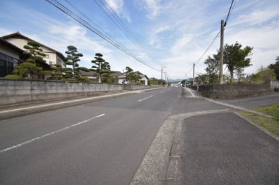 【前面道路含む現地写真】 | 樋脇町塔之原土地