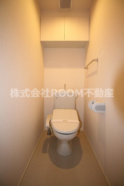 セジュールさくらDGのトイレ|落ち着いた色調のトイレです