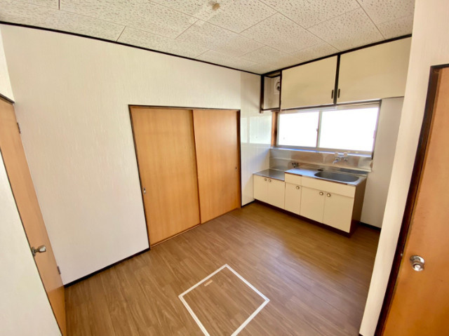 【居間・リビング】 | 高田ハイツ