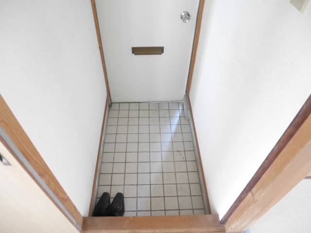 【玄関】 | ファミールHIRO A