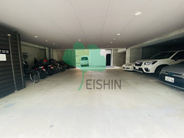 GRAND HILL IWASE BLD(グランフィルイワセビル)の駐車場