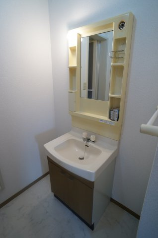 アルバ売布の洗面所