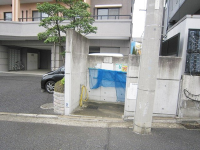 【その他共用部分】 | COZY COURT綱島 | 敷地内ごみ置き場でごみ出しもらくらく～♪忙しい社会人さんや主婦さんにもうってつけ！