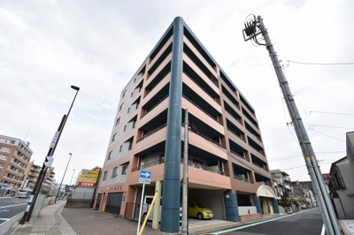 【外観】 | ロワール磯子 | 総戸数３９戸、２００２年１月築、管理人は日勤勤務につき管理体制良好です♪