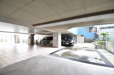 【駐車場】 | ロワール磯子 | 平置駐車場です。
