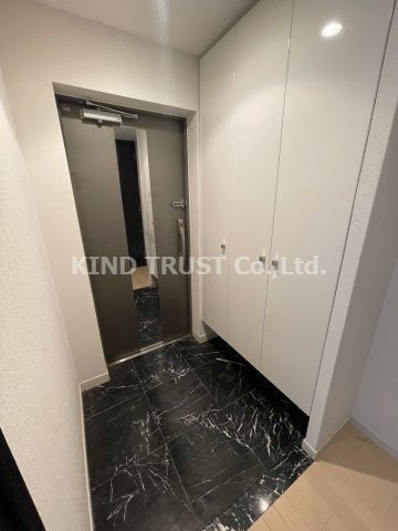 セイワパレス新梅田の玄関|落ち着いた玄関です