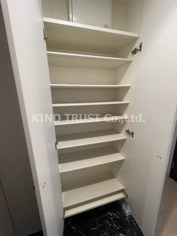 セイワパレス新梅田の収納|専用の収納スペースです